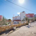 Family Garden Apartment Ksamil