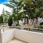 Family Garden Daire